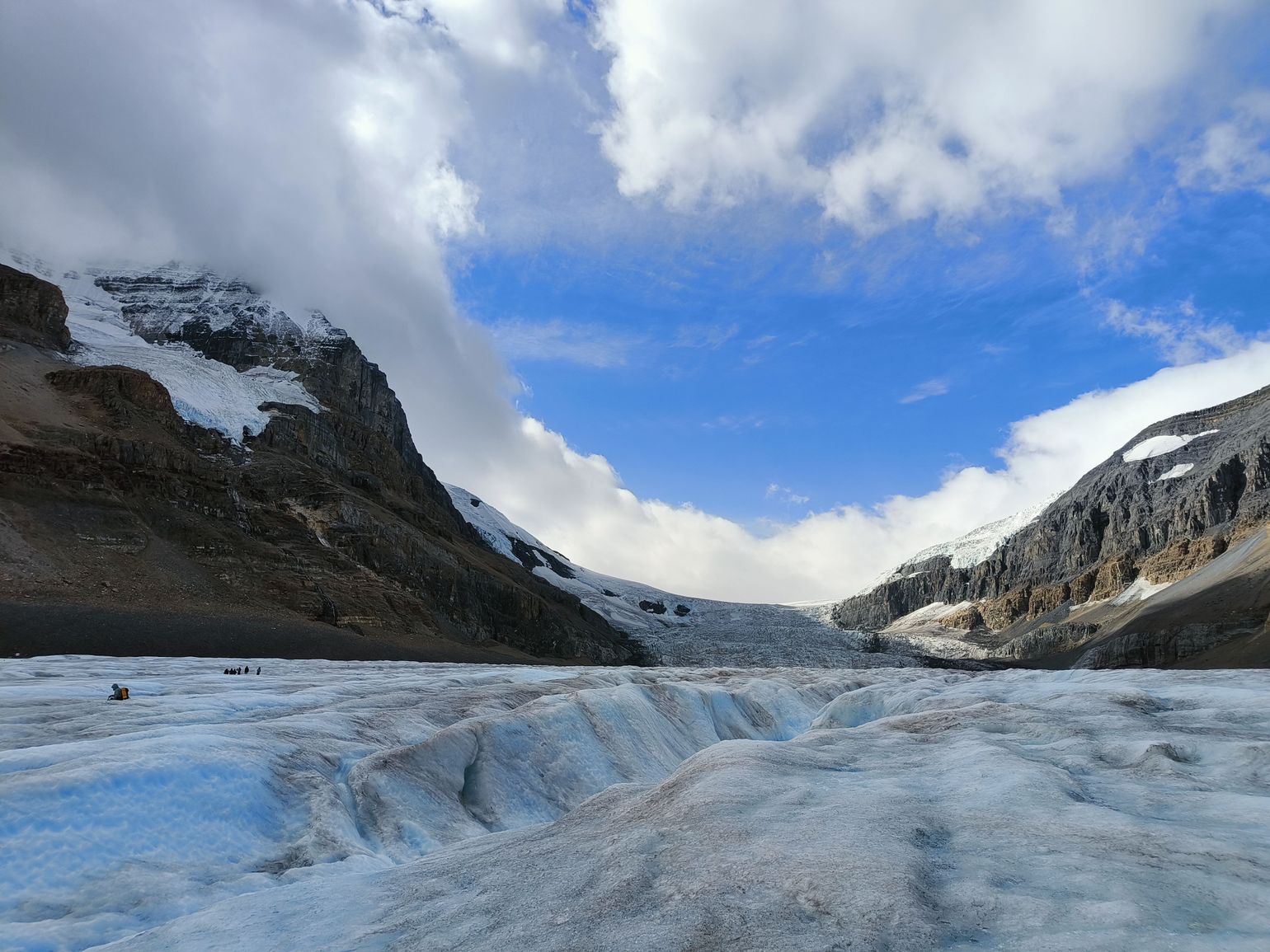 icefields parkway columbia icefield