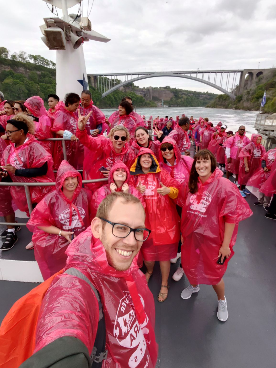 Niagara Falls met boot - Hornblower of Voyage to the Falls