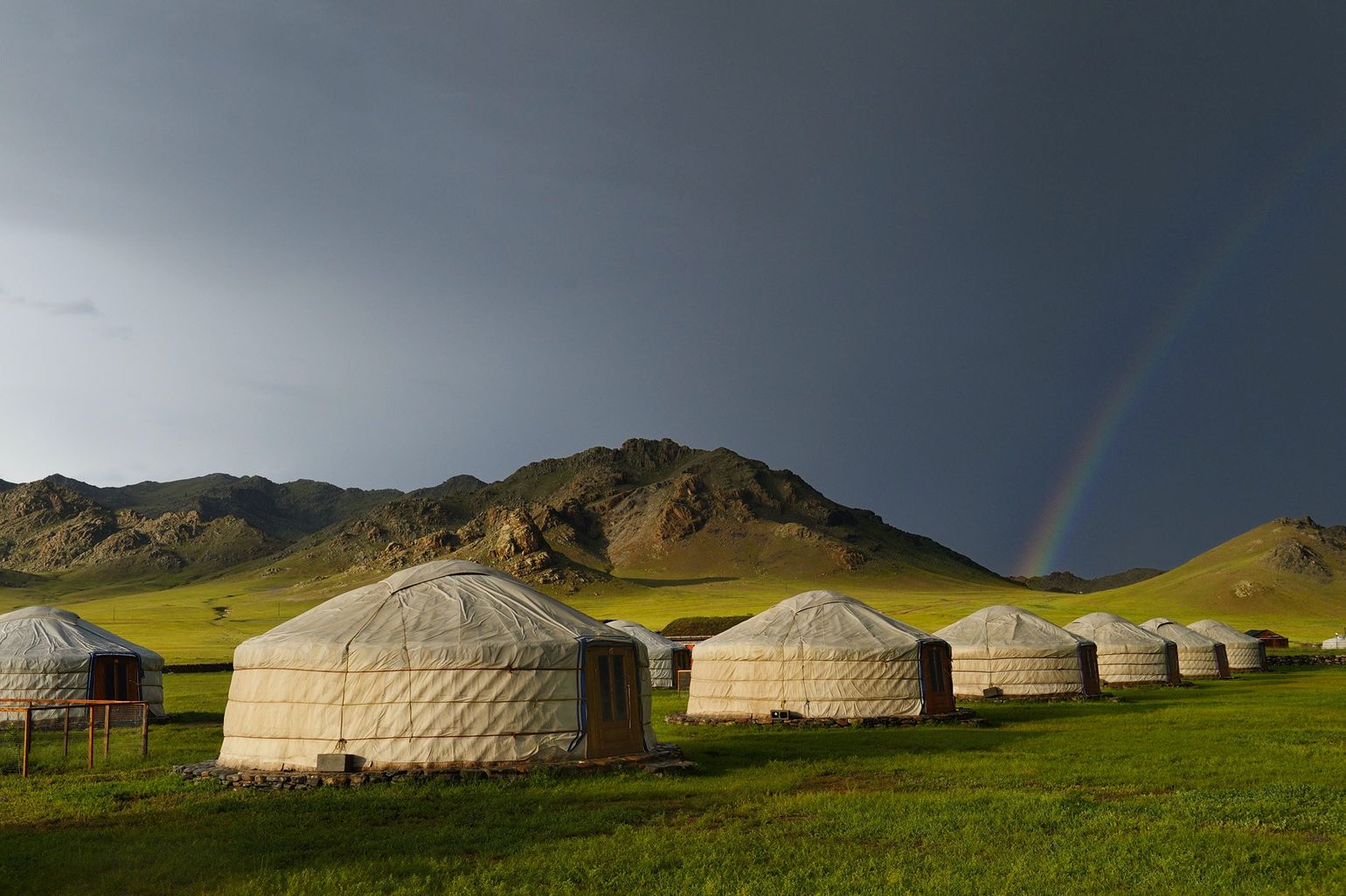 yurt camp in Mongolië