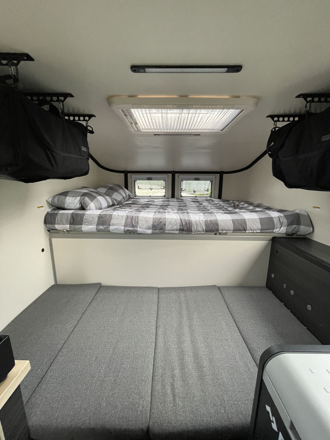 Go North Adventure Class Truck Camper 