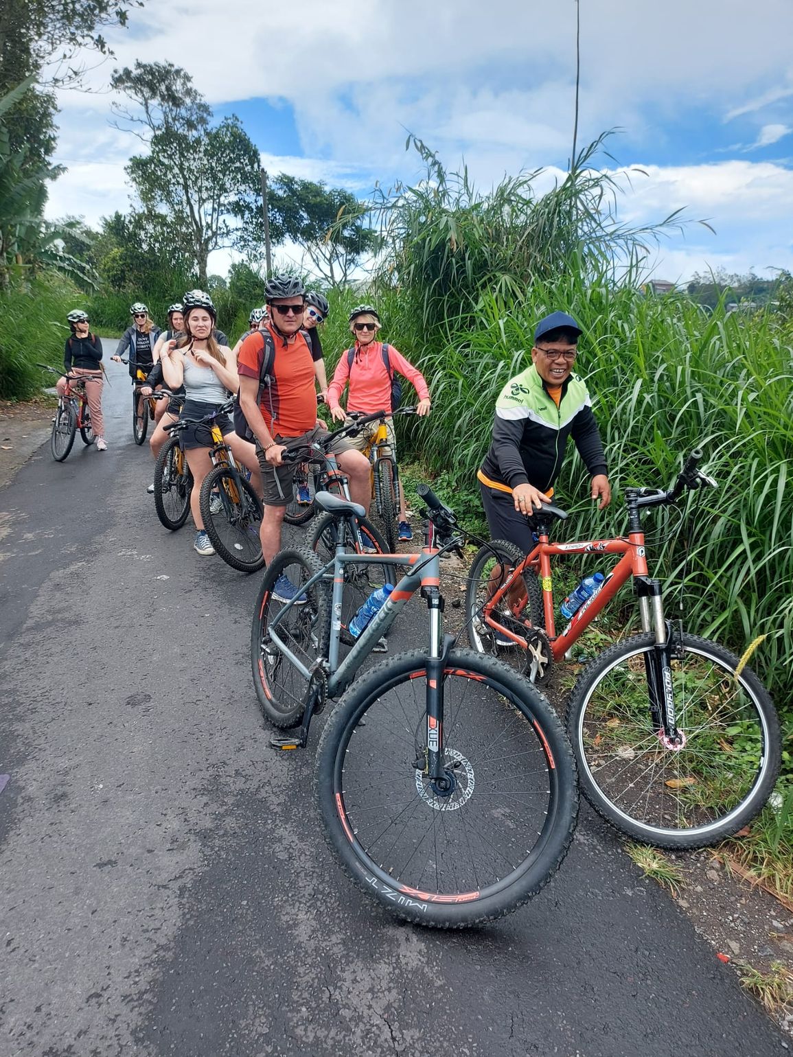Downhill mountainbiken in Bali