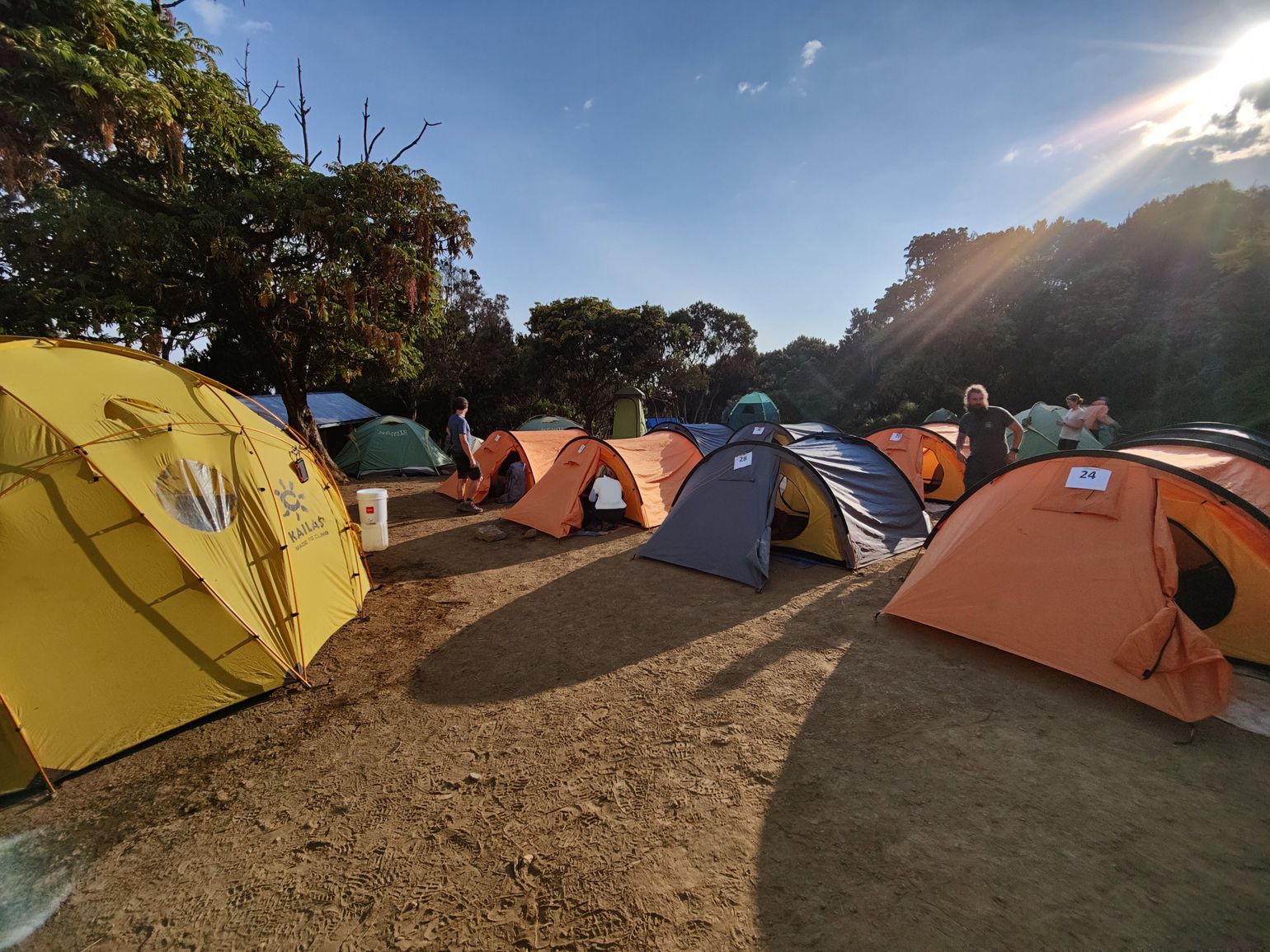 campground tijdens kilimanjaro trekking