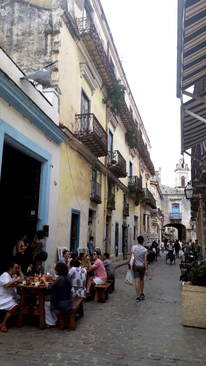 Intrepid Cuba