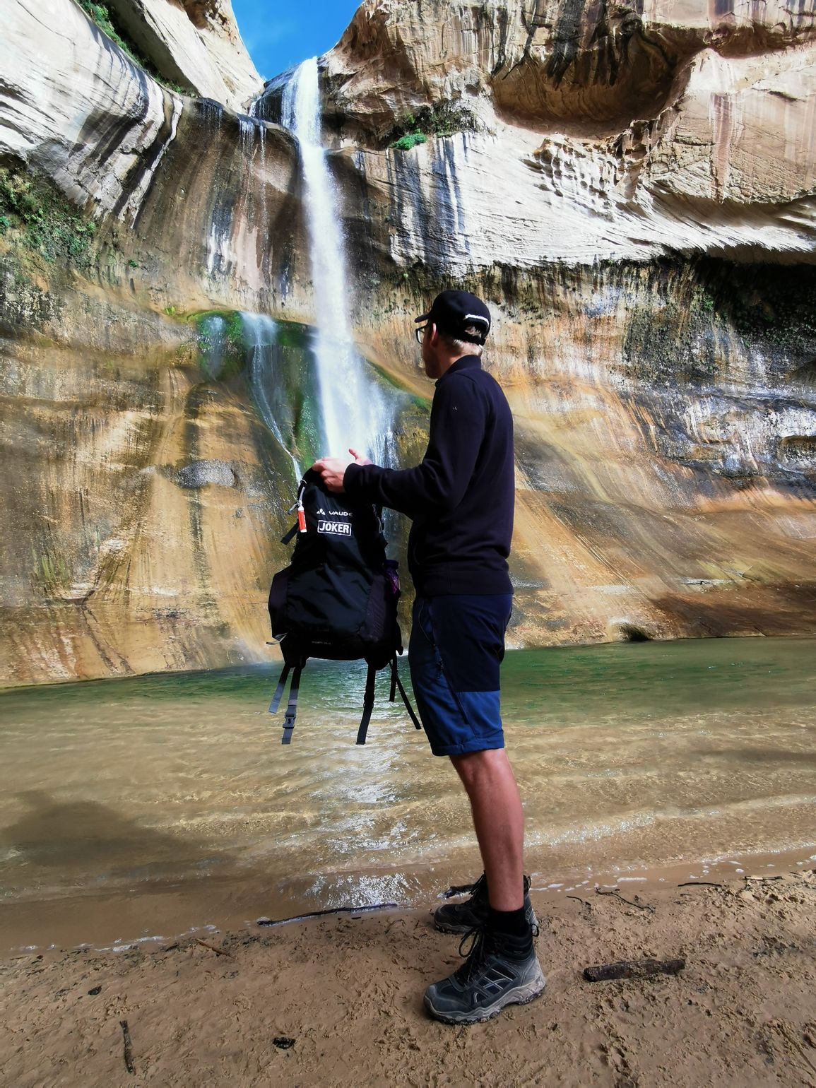 Lower Calf Creek Falls