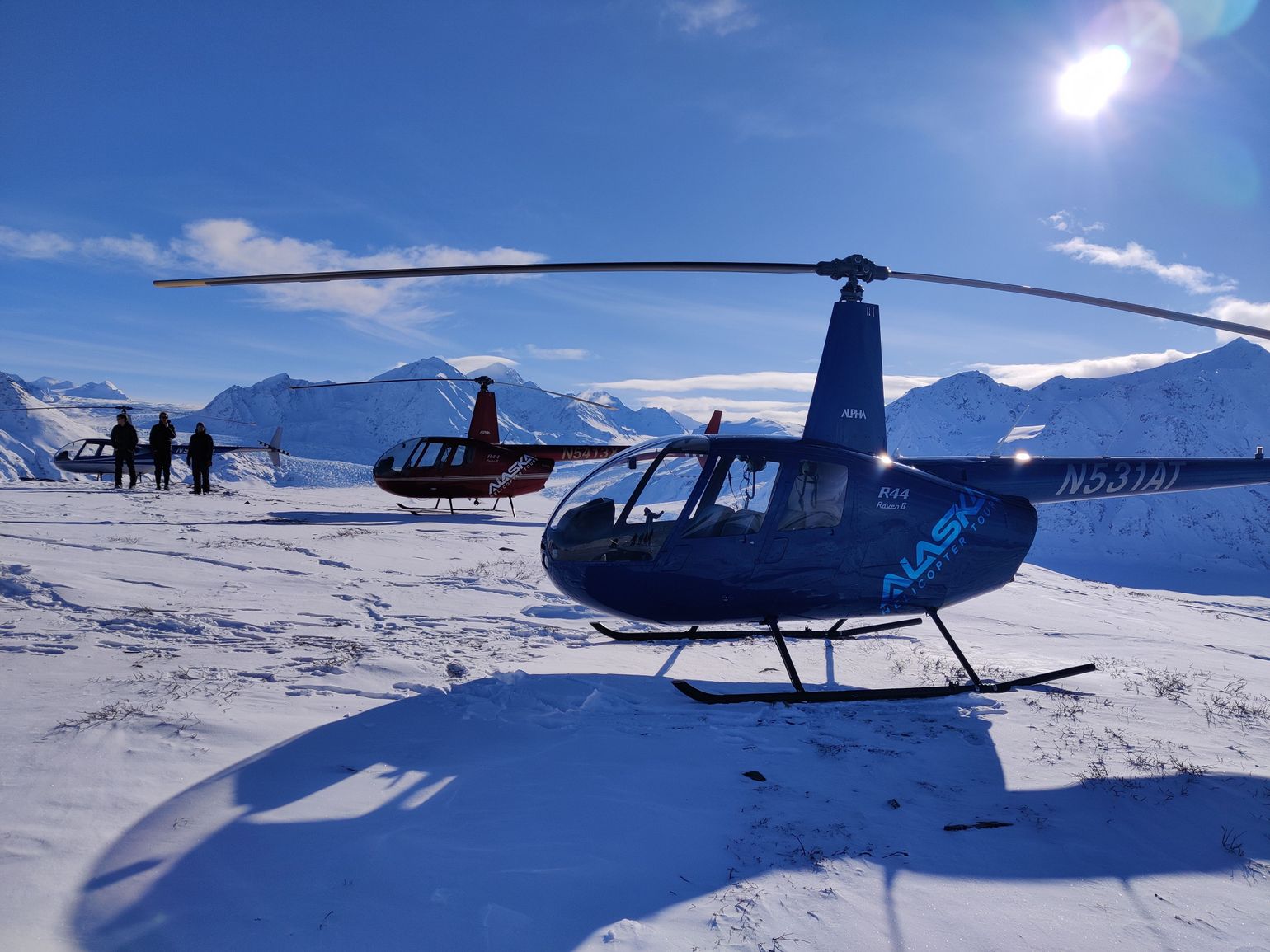 Winter Heli-Snowshoe Tour - Helicopters