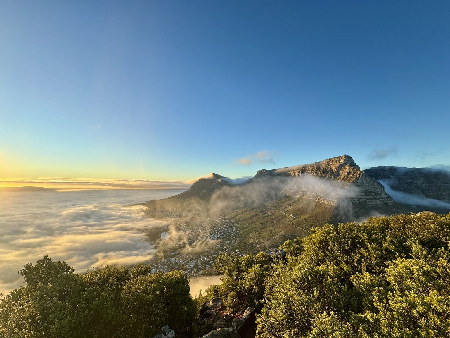 zicht vanaf de tafelberg 
