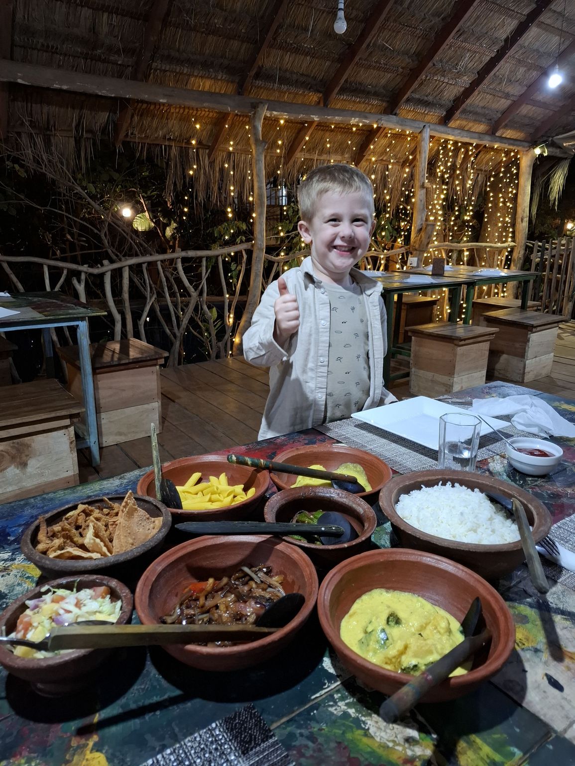 Lekker eten voor kinderen in Sri Lanka