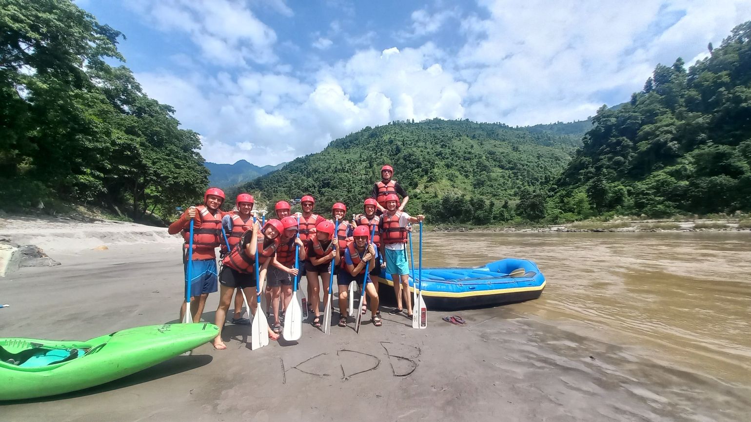 rafting in nepal