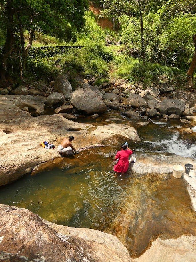 water in de knuckles mountains
