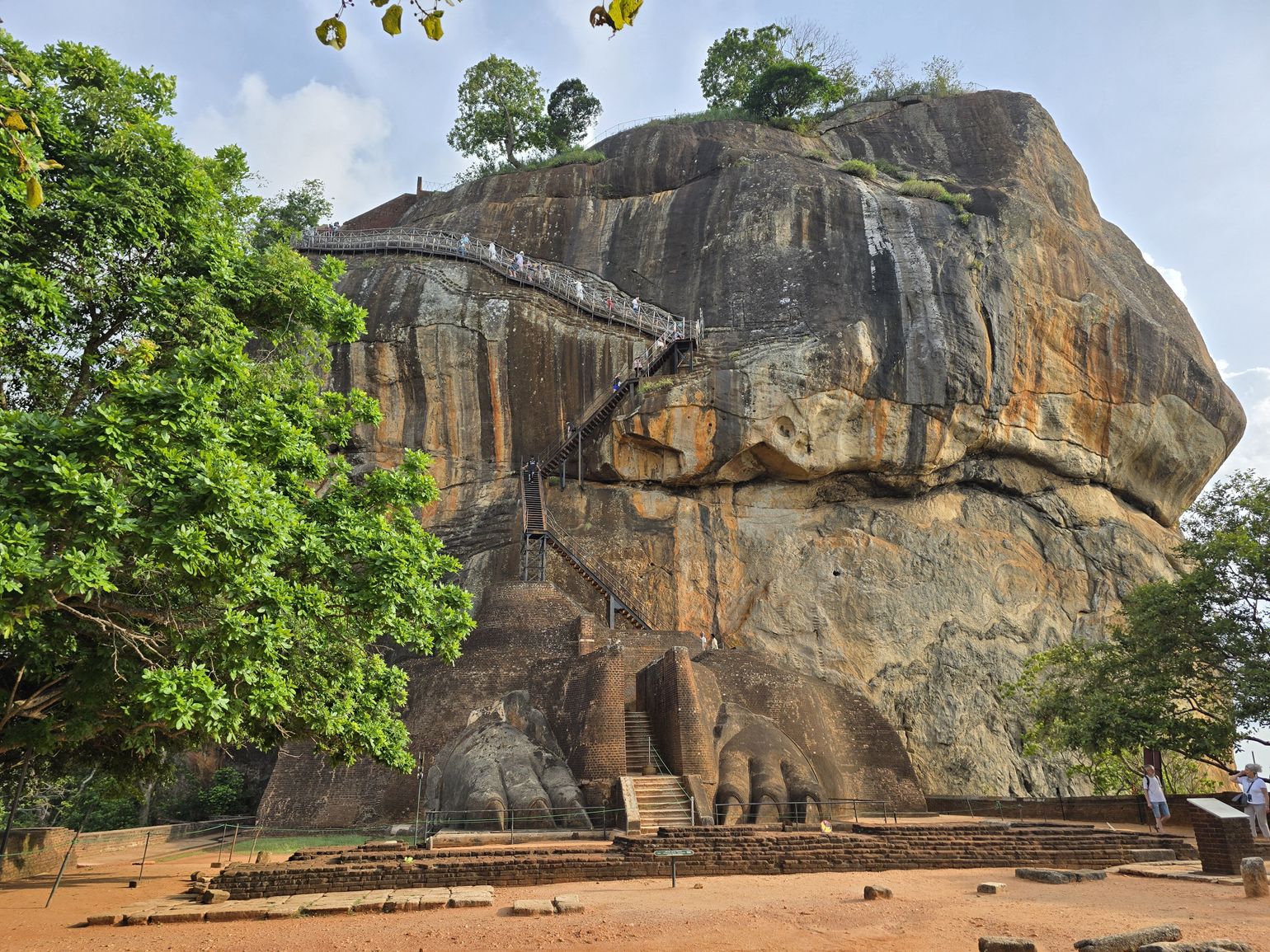 lions rock 