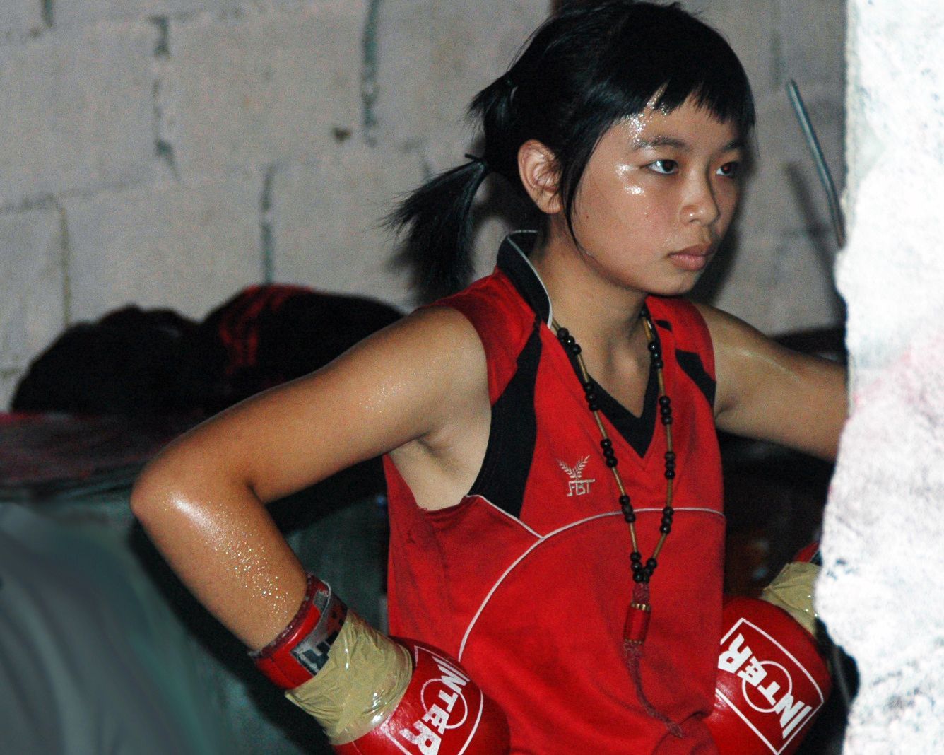 Bokswedstrijd in Bangkok - Kelly Huygens