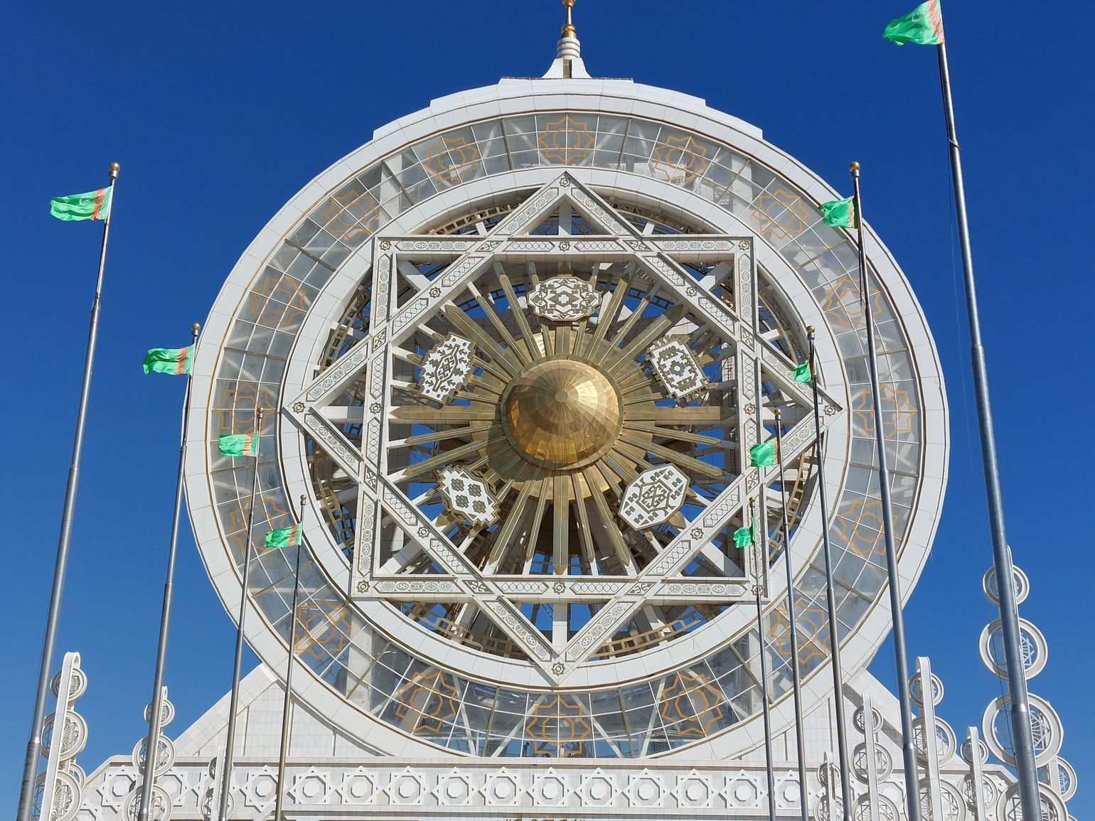 reuzenrad in ashgabat