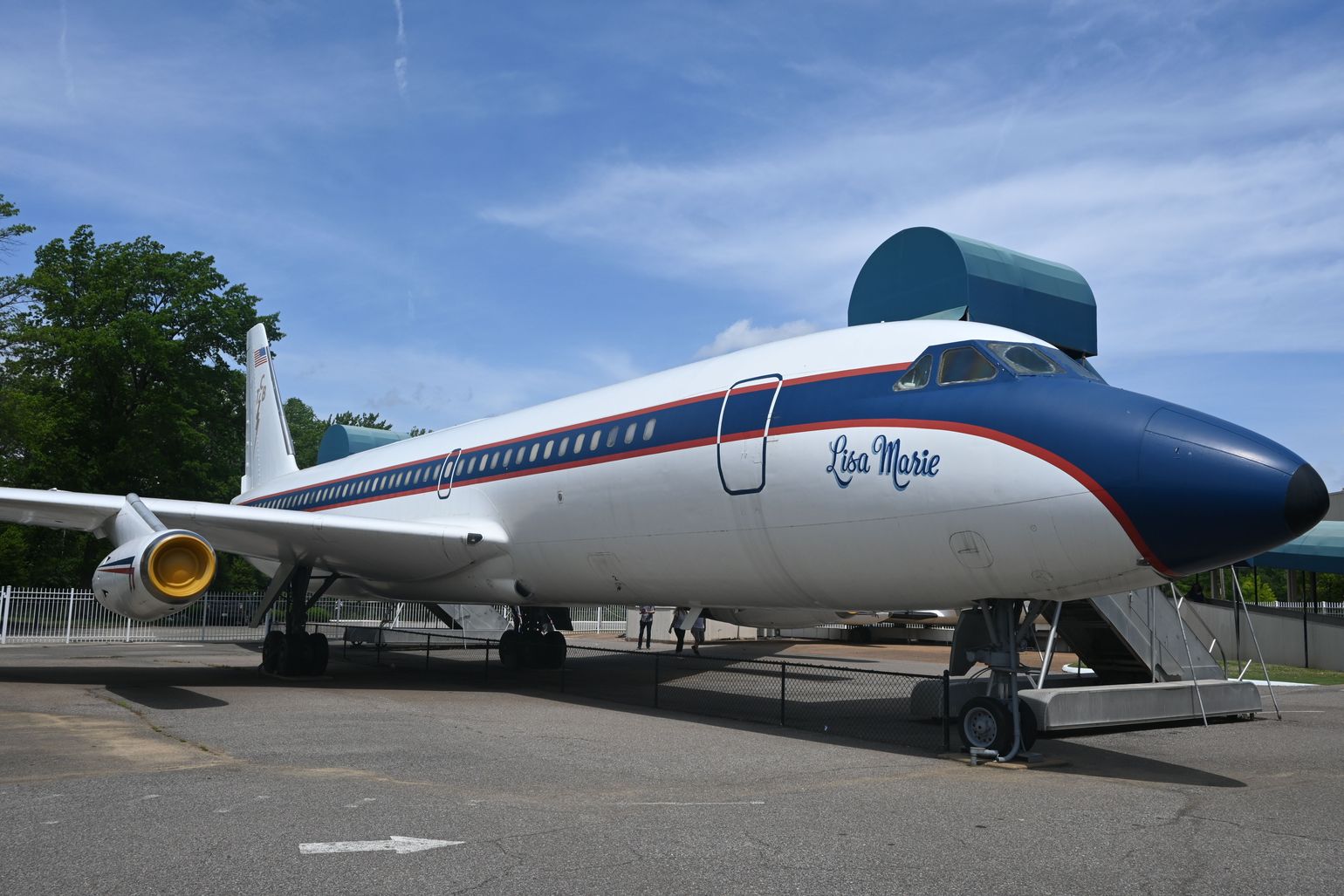 vliegtuig elvis graceland memphis