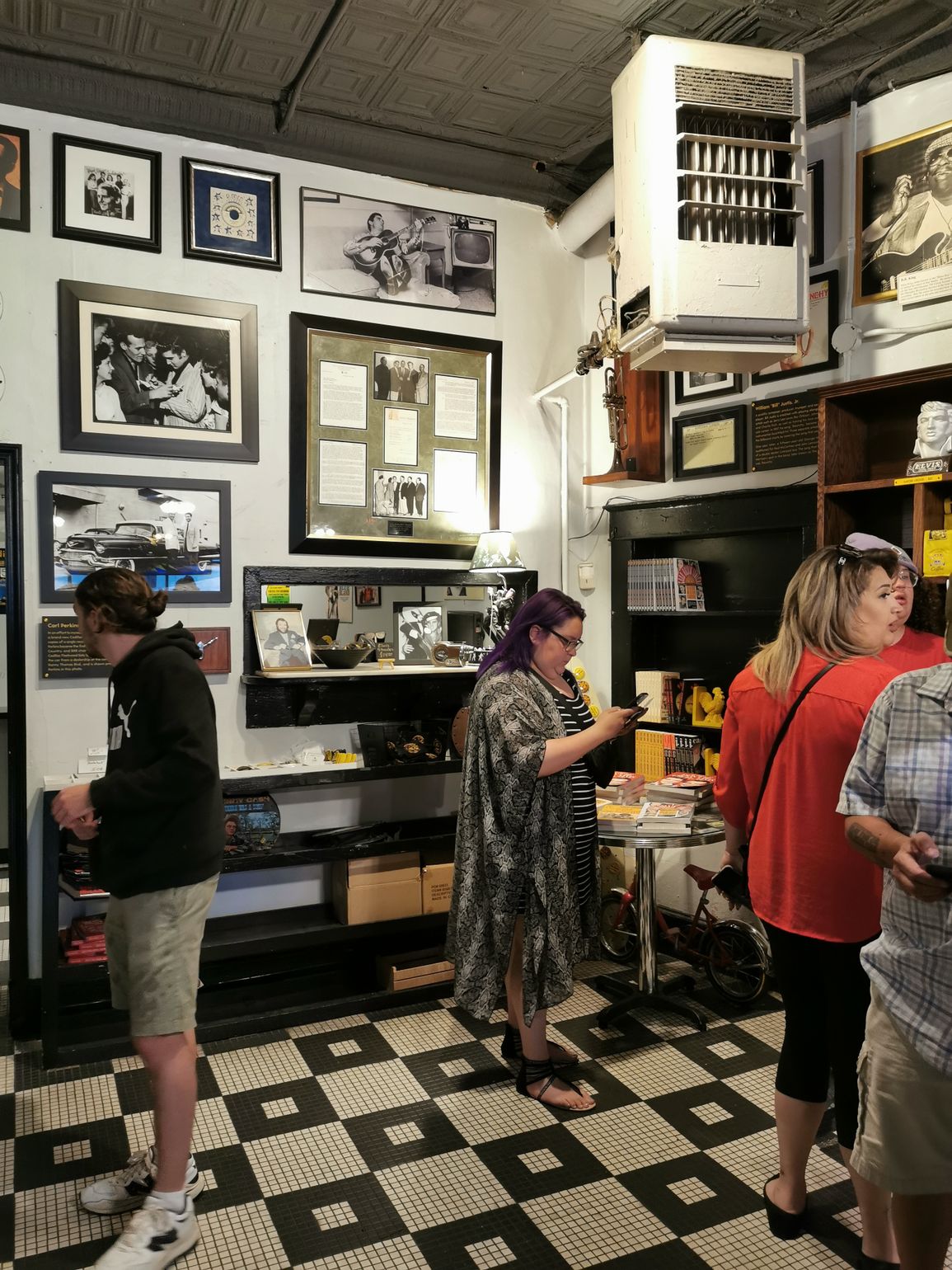 sun studio&#039;s memphis elvis