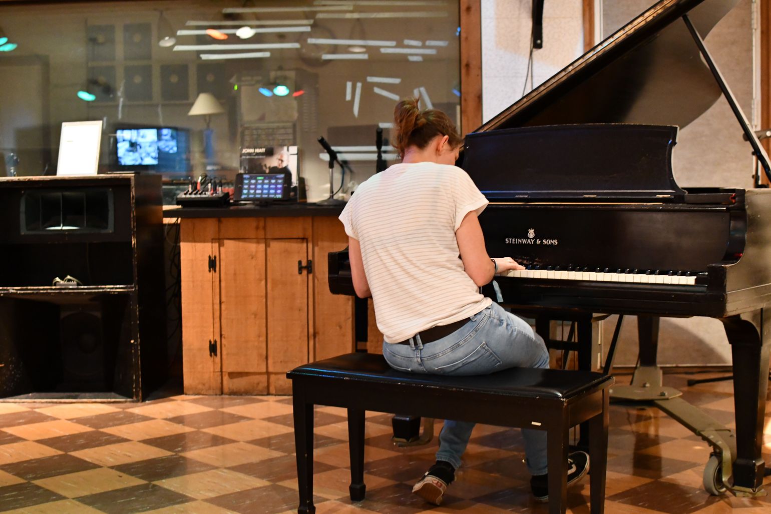 Nashville RCA Studio B Tour piano