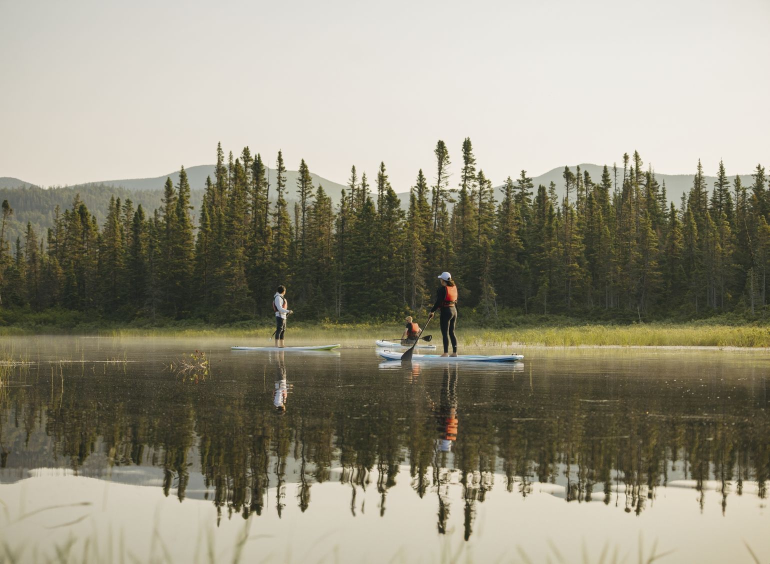 Chic-Choc Mountains Lodge Kano en SUP @ Sépaq