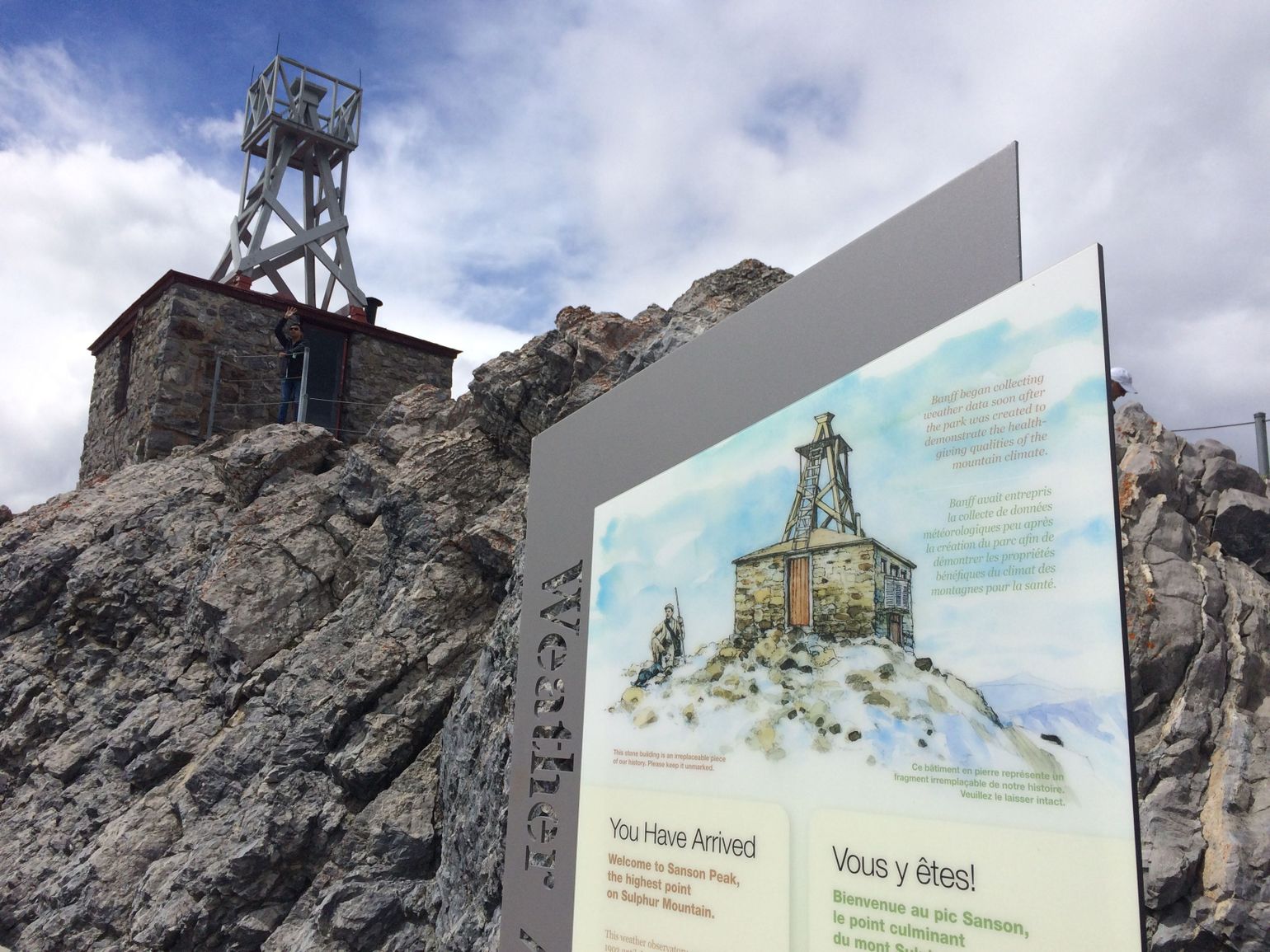 Sulphur Mountain Cosmic Ray Station