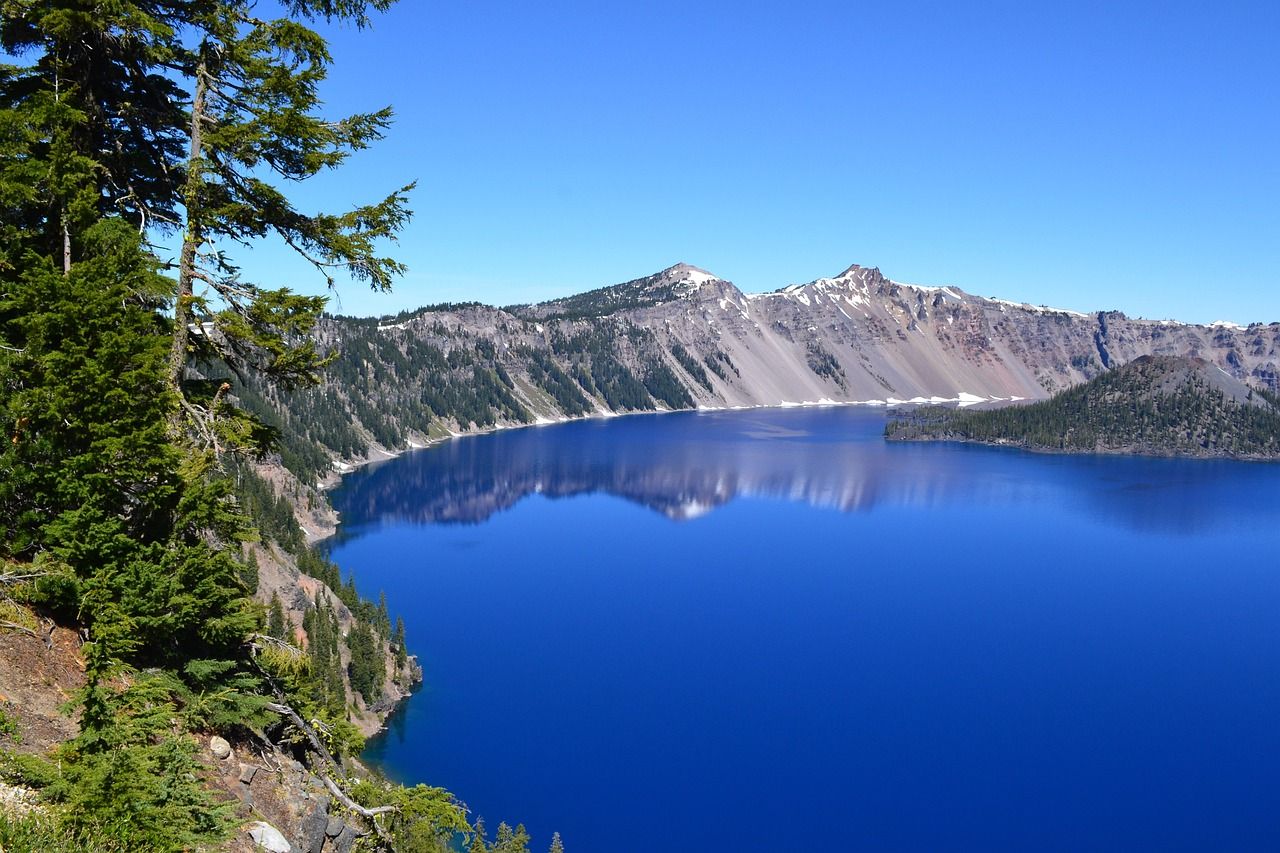 Crater Lake Oregon USA
