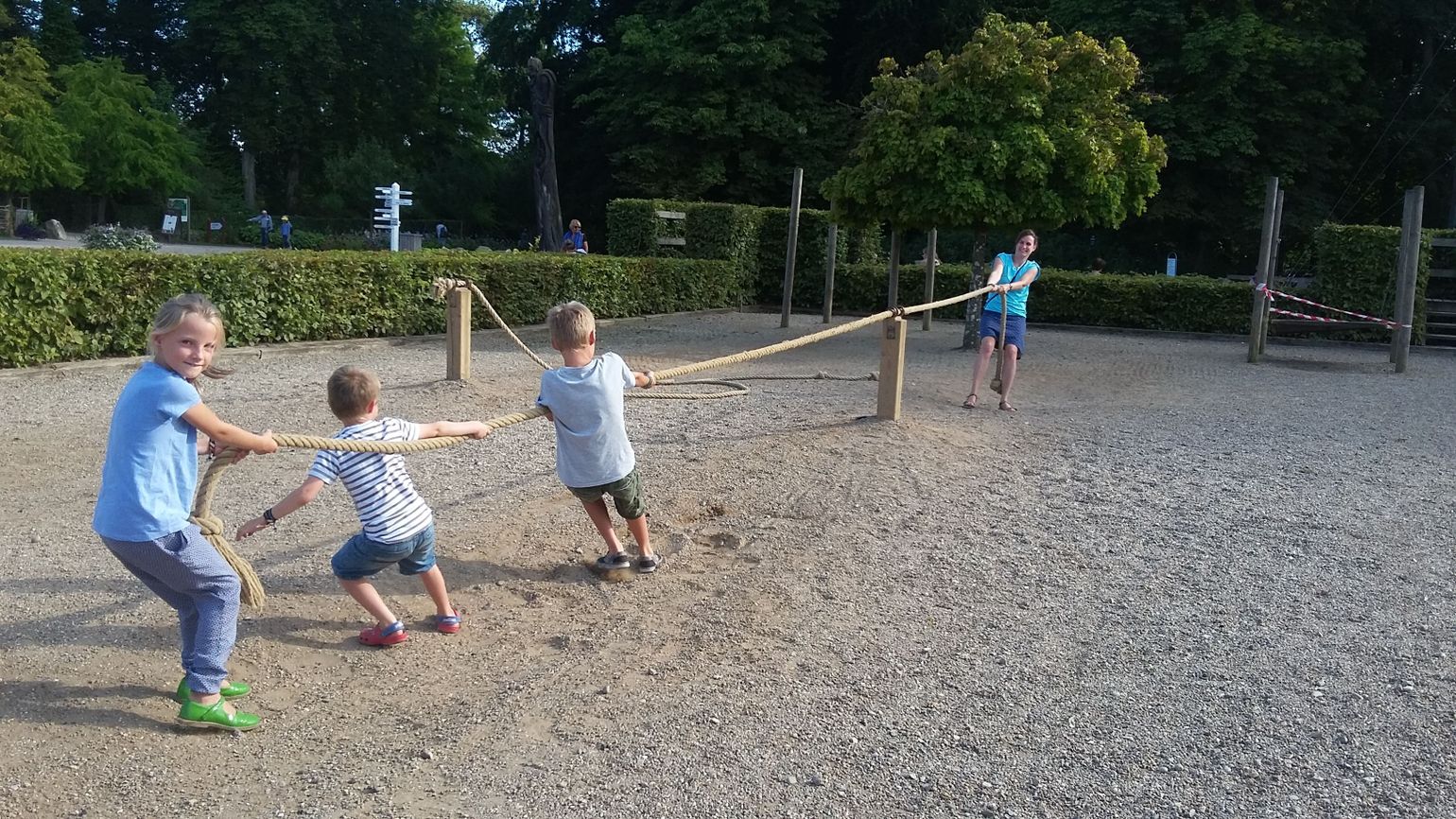 Kamperen met de camper of campervan in Denemarken - slot Egeskov