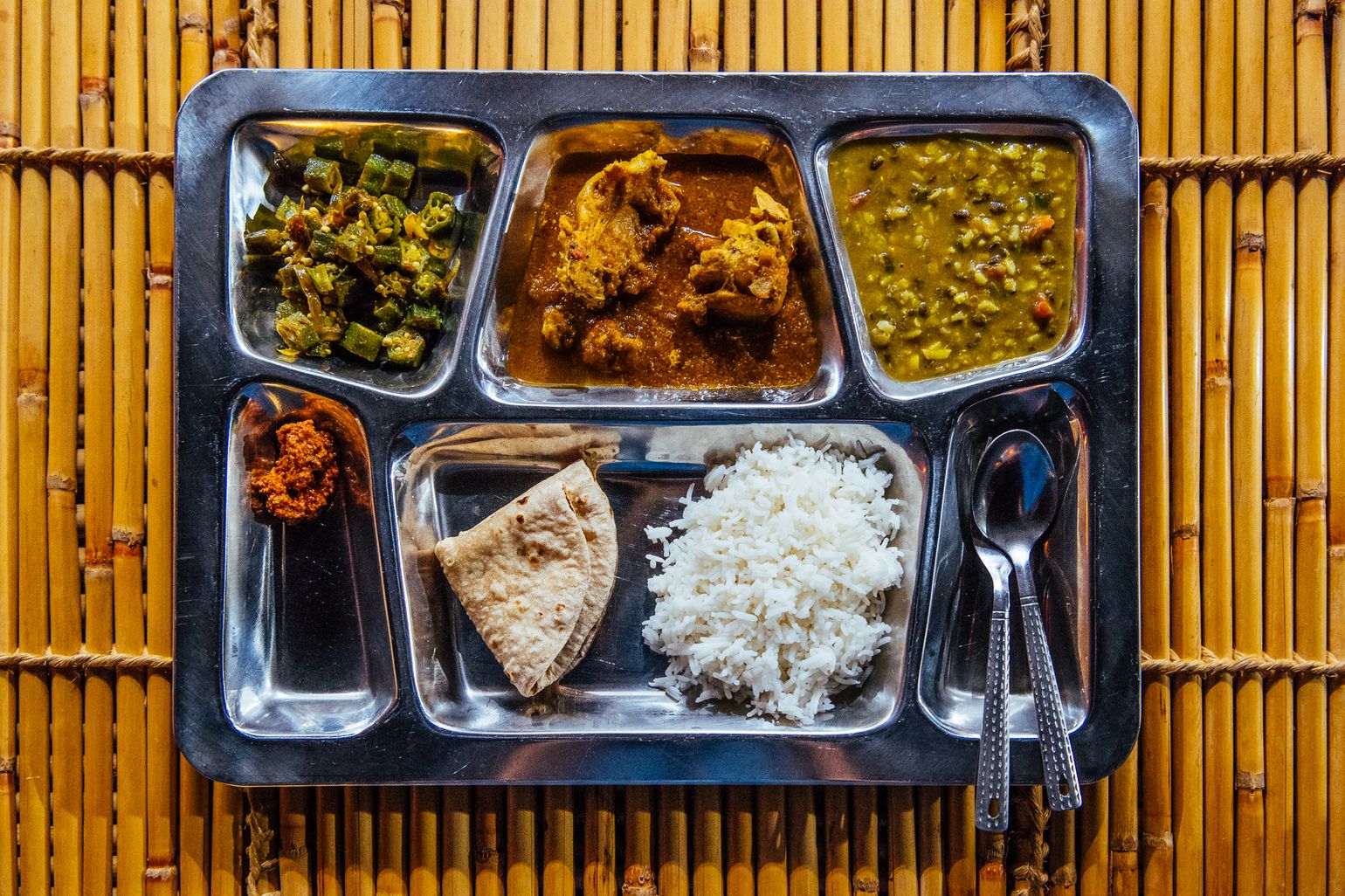 Thali typisch indisch gerecht