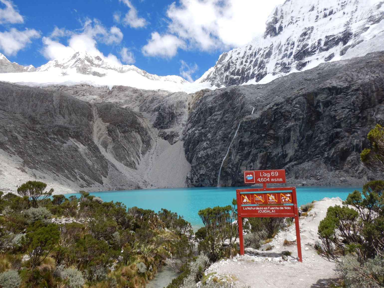 Laguna 69 stoel bij het water