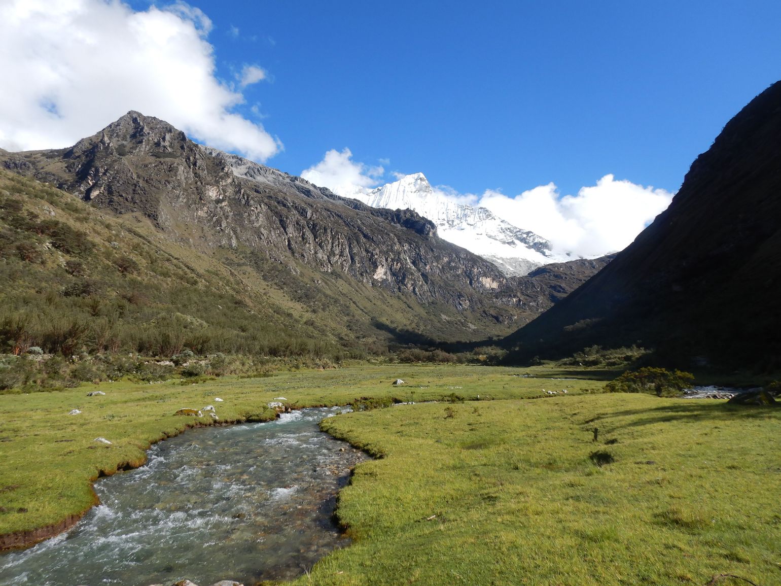 Laguna 69 trekking in Peru