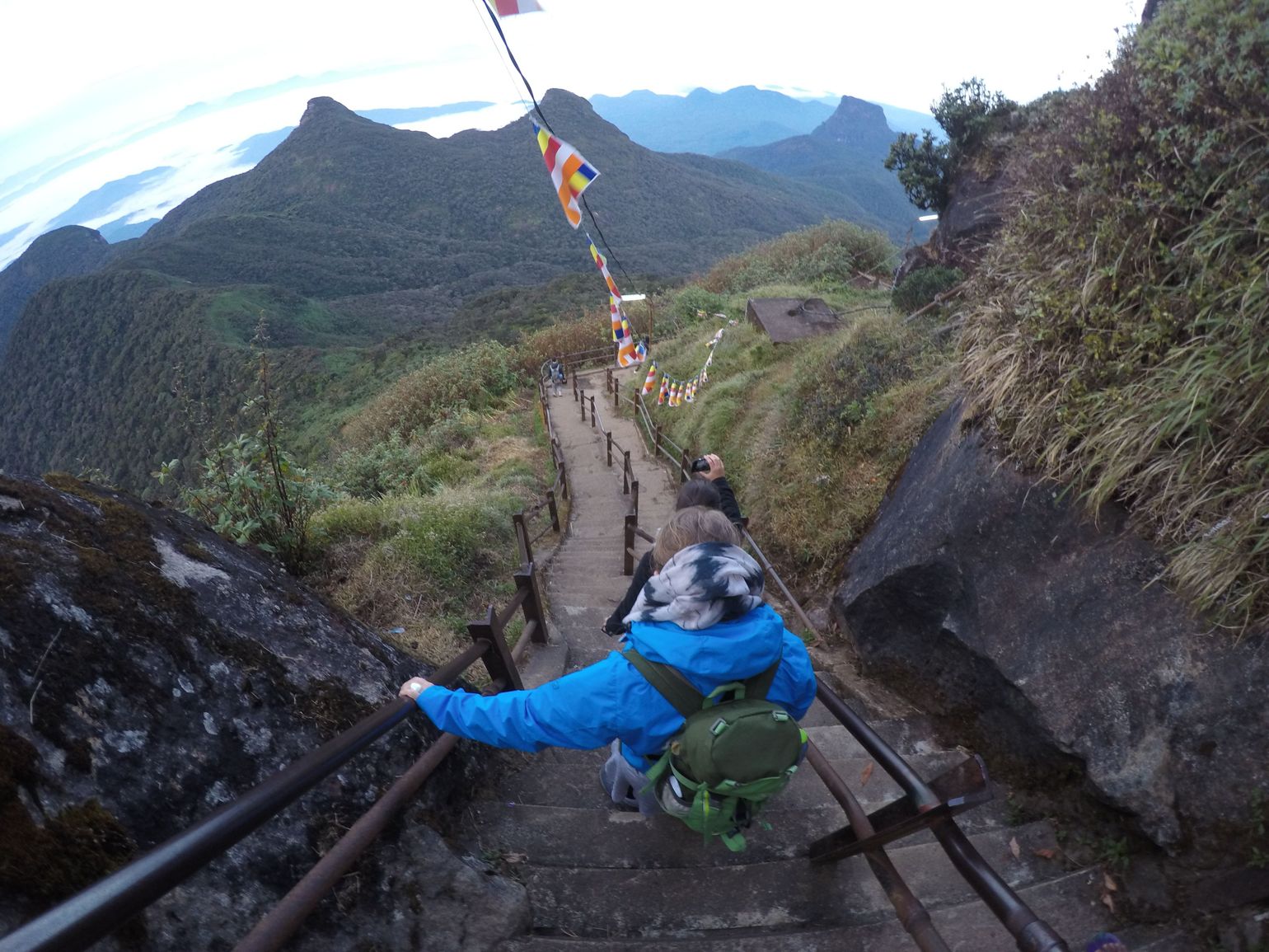 naar de top van Adams Peak Sri Lanka
