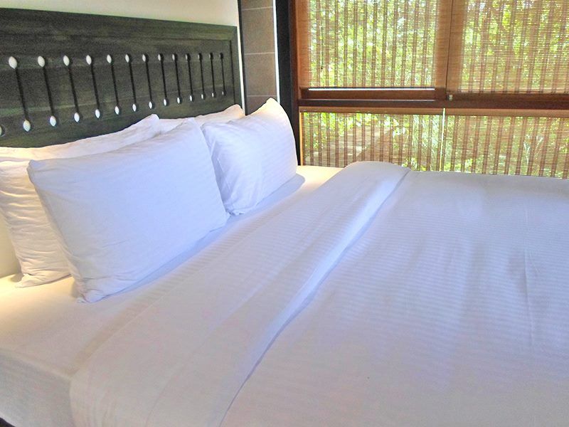 Chalet Belihuloya jungle eco lodge bed