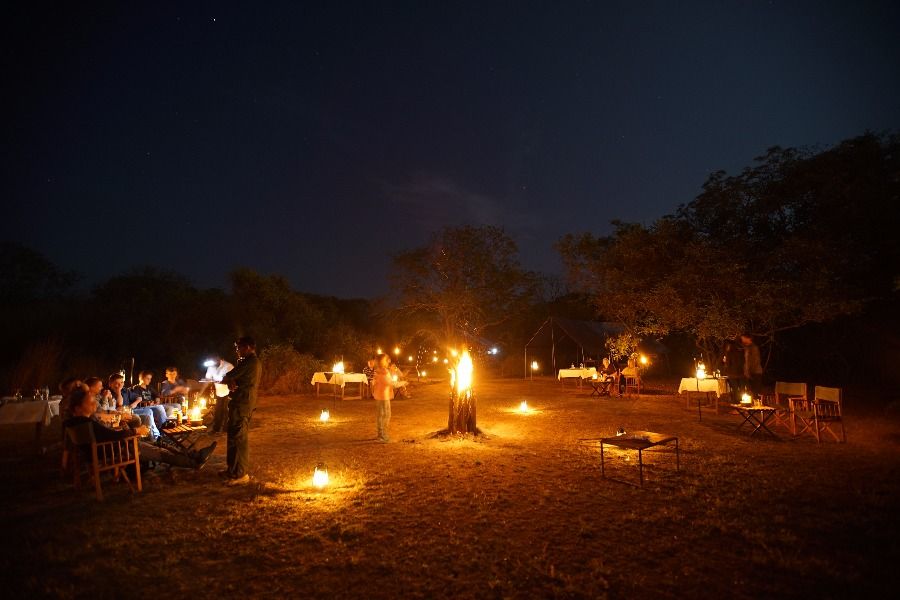 Tentenkamp safari sri lanka wilpattu kampvuur