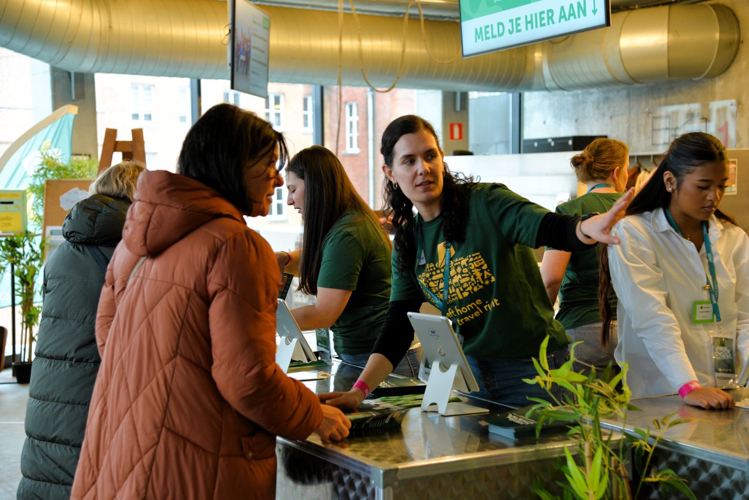 In gesprek met reisbegeleiders