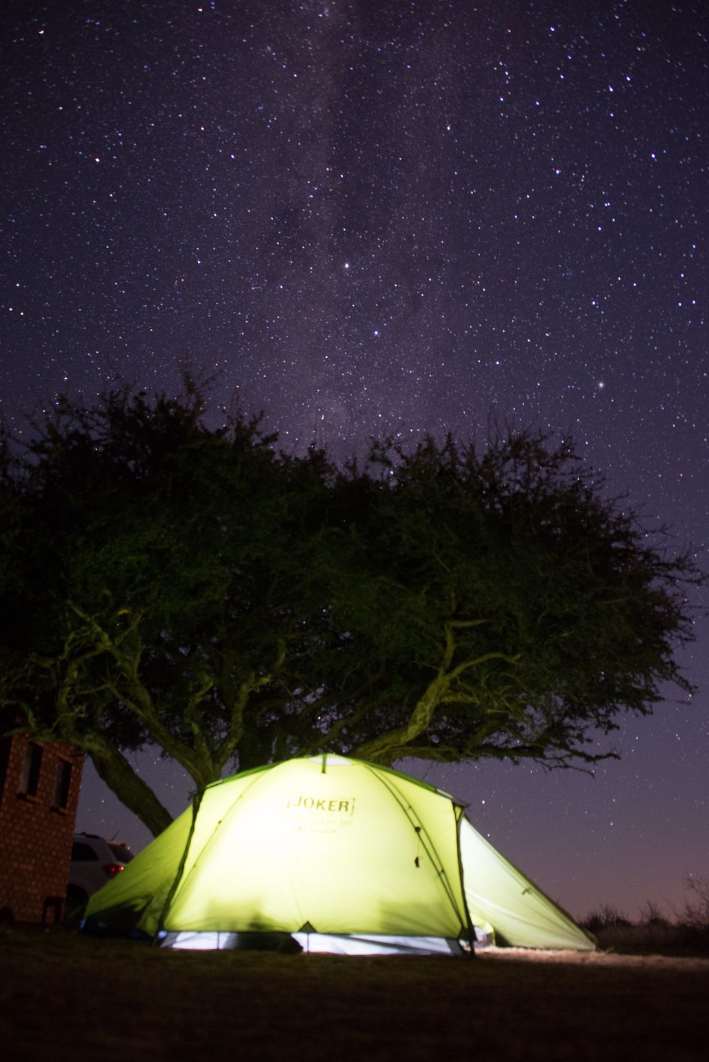 Slapen onder een prachtige sterrenhemel, Namibië