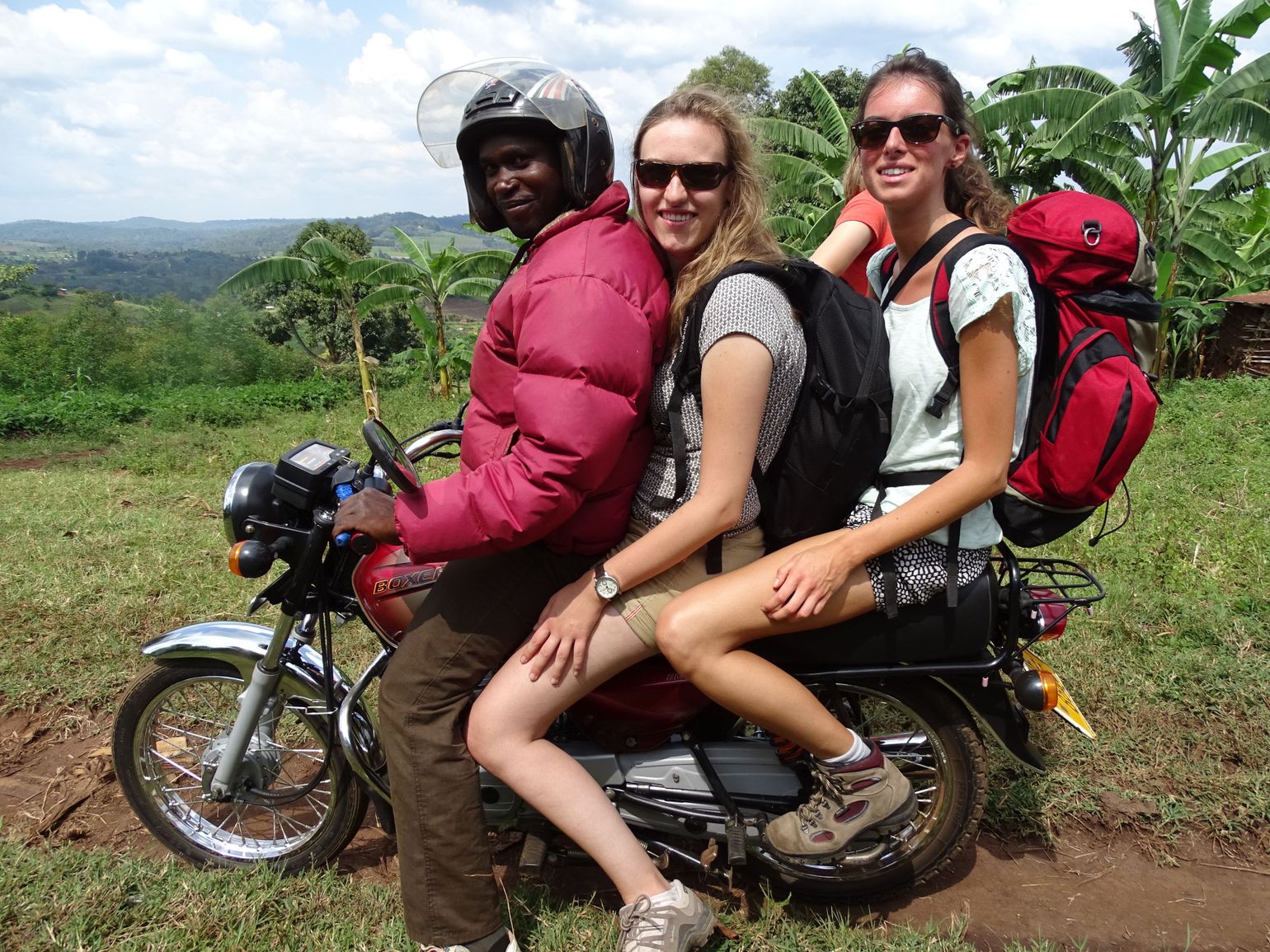 Op de moto in Zambia