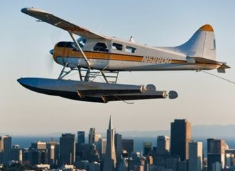 Watervliegtuig in San Francisco