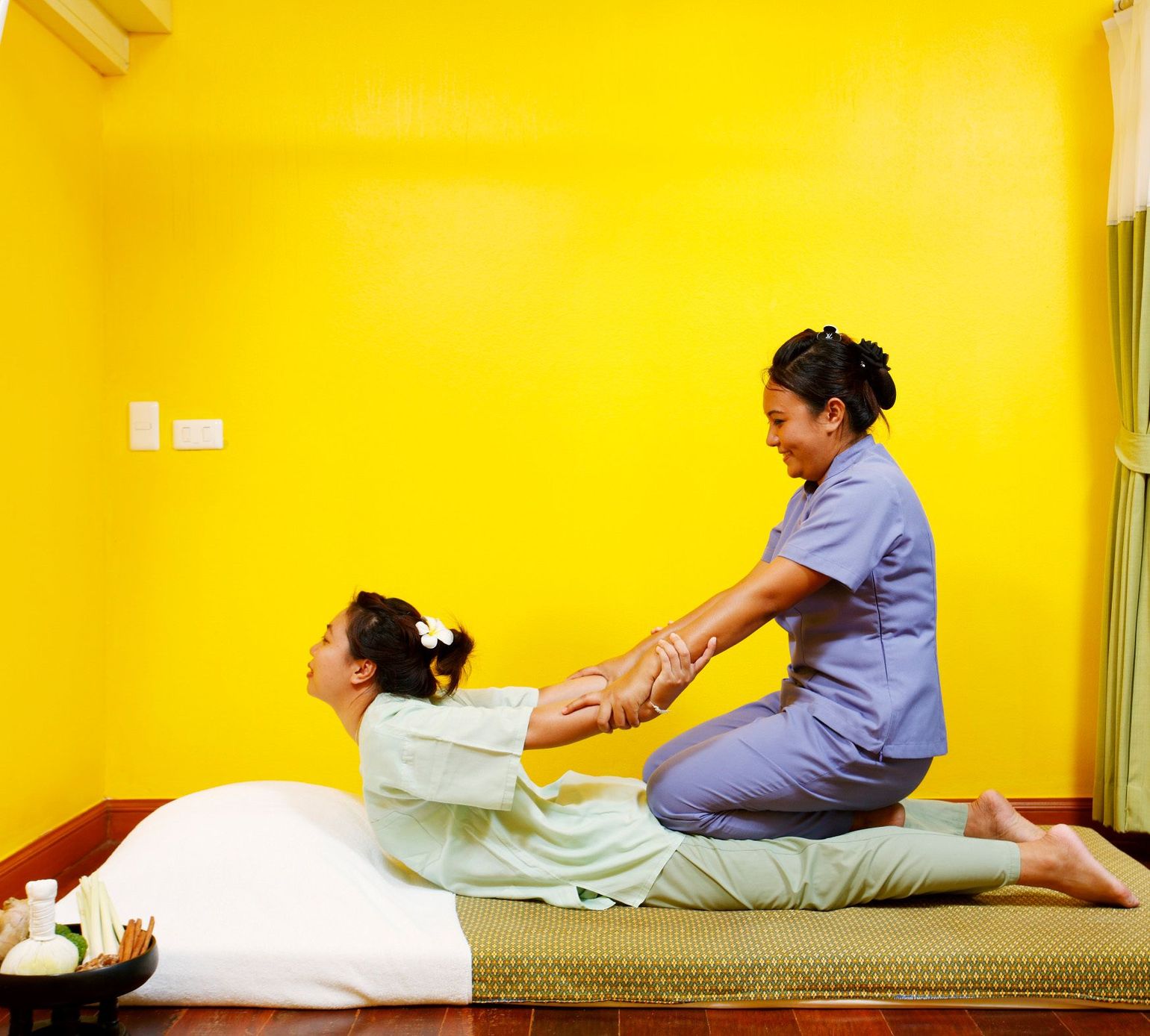 Geniet op de luchthaven van een Thaise massage