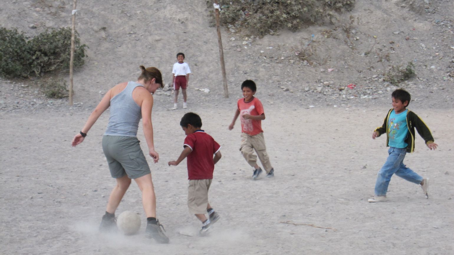 Spelende kinderen in Peru