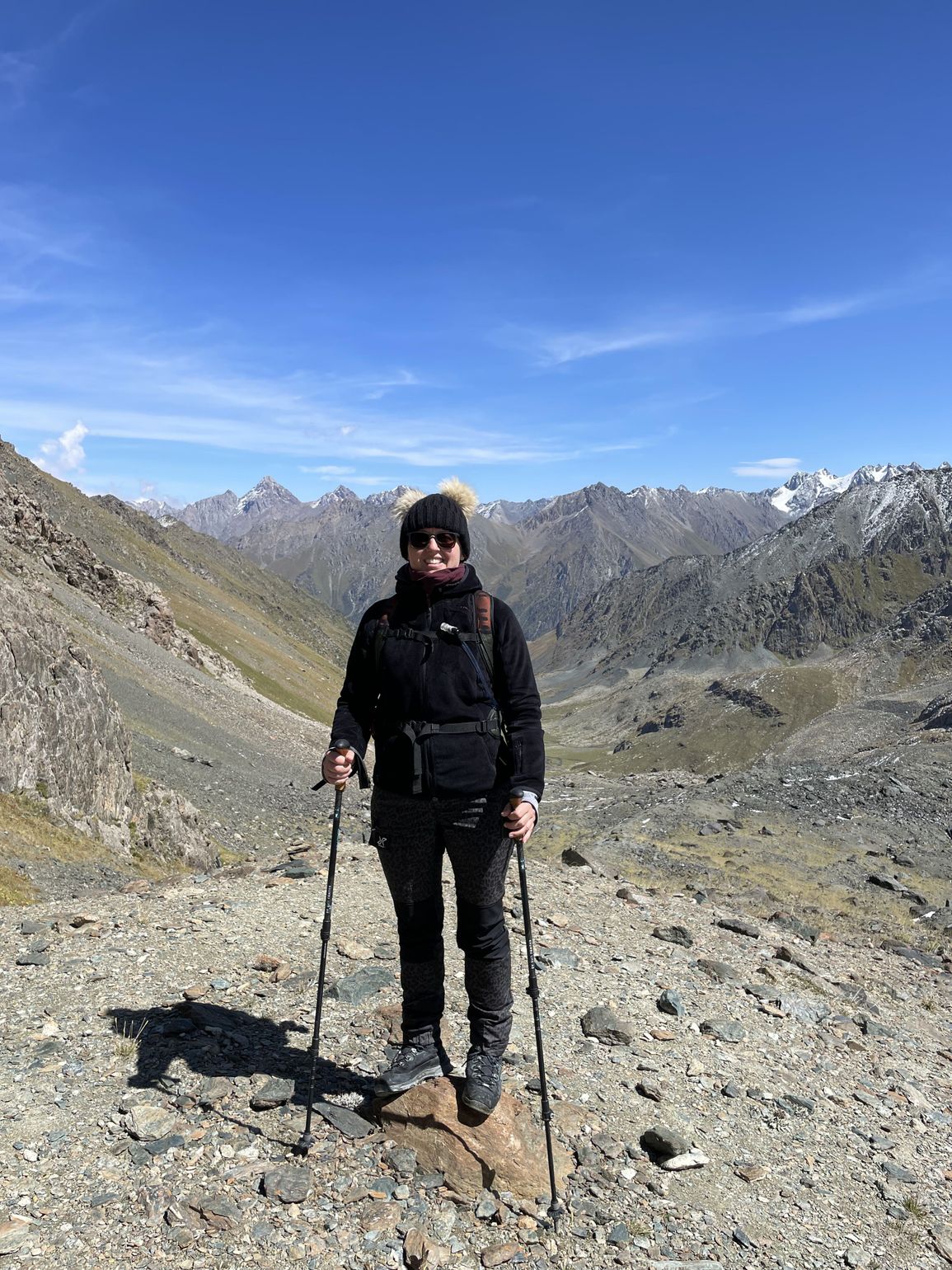 Audrey in Kirgizië met Joker