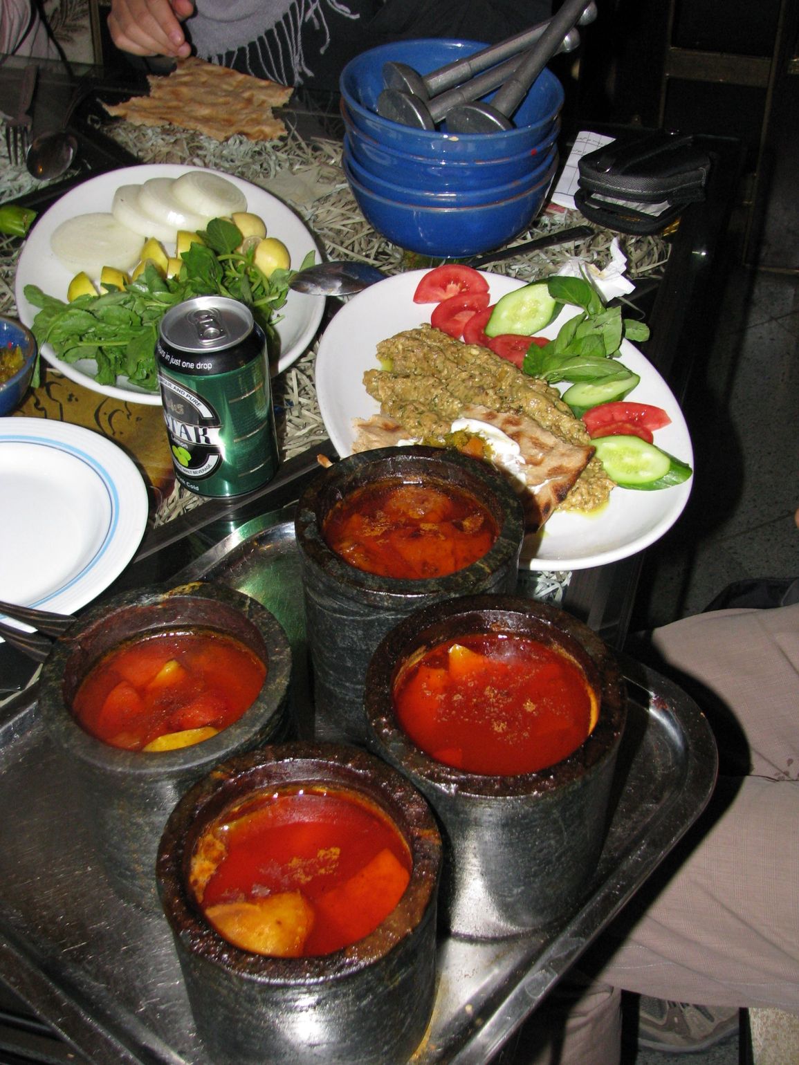 Iraanse gerechten bestaan vaak uit rijst met vlees of een stoofpotje