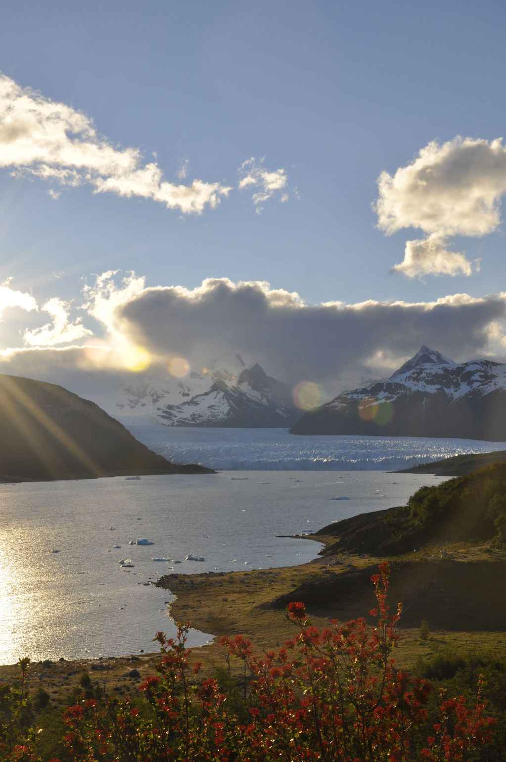 Lago Argentino in Argentinië verken je per boot. 