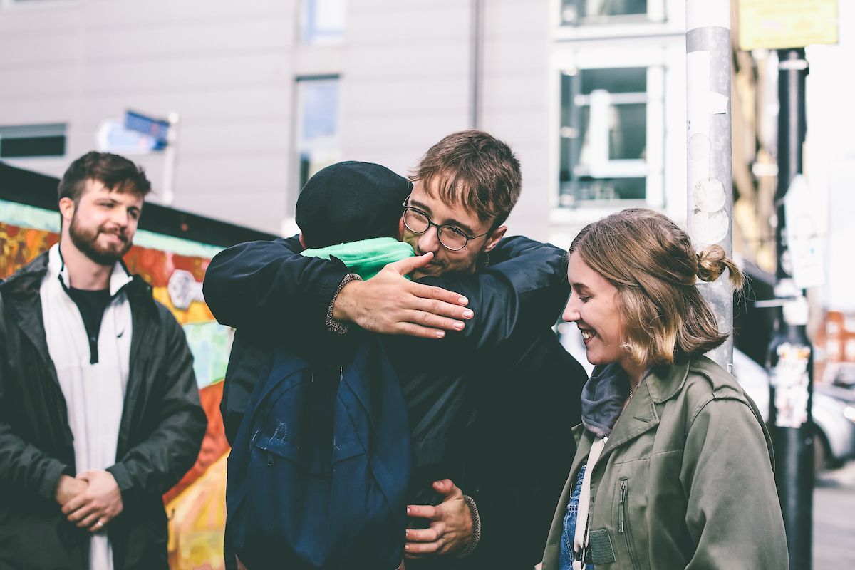 Gegidste stadstours door mensen met achtergrond van dakloosheid