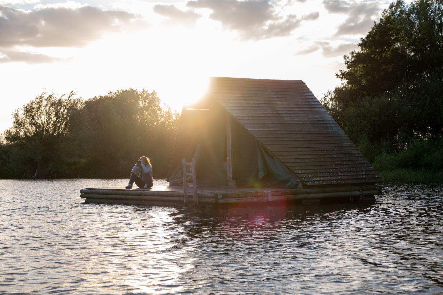 Staycation: kamperen op een vlot