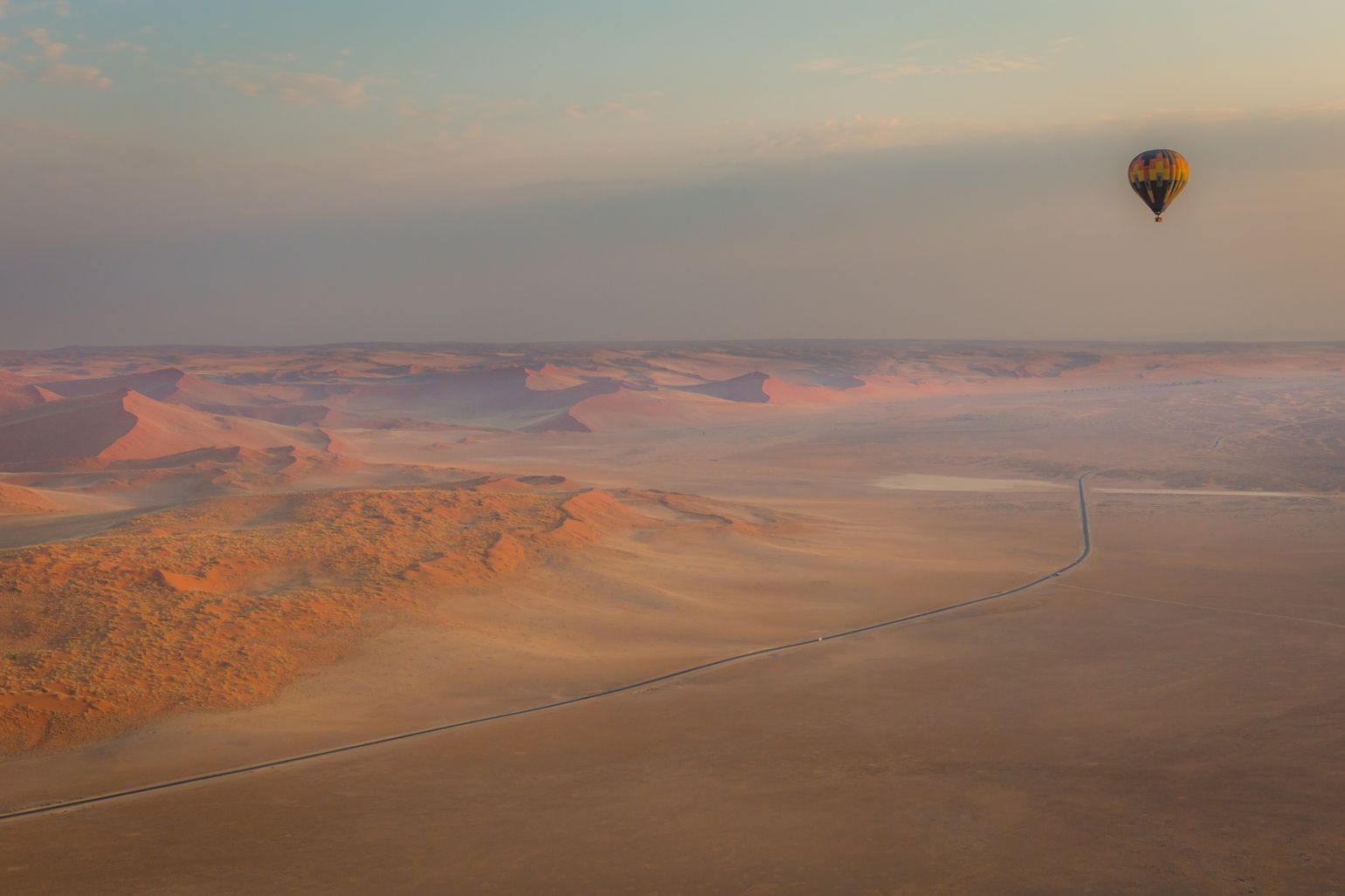 Namibië ballonvaart Sossusvlei Afrika hysbak