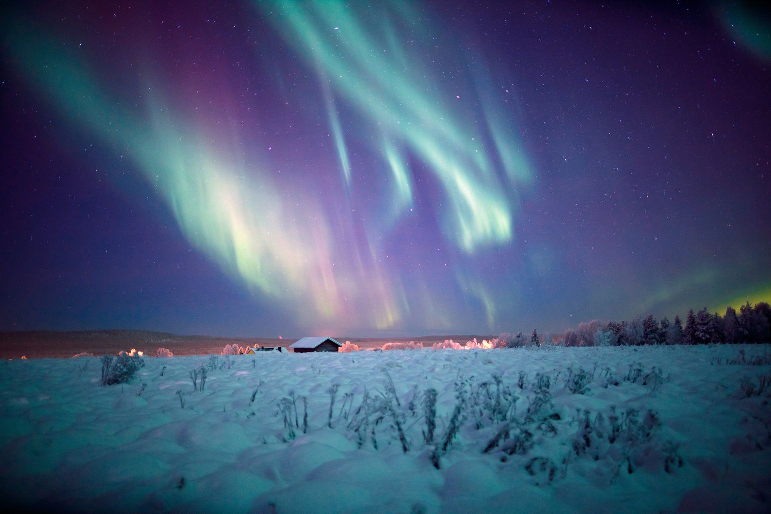 Adembenemend mooi poollicht in Scandinaviê