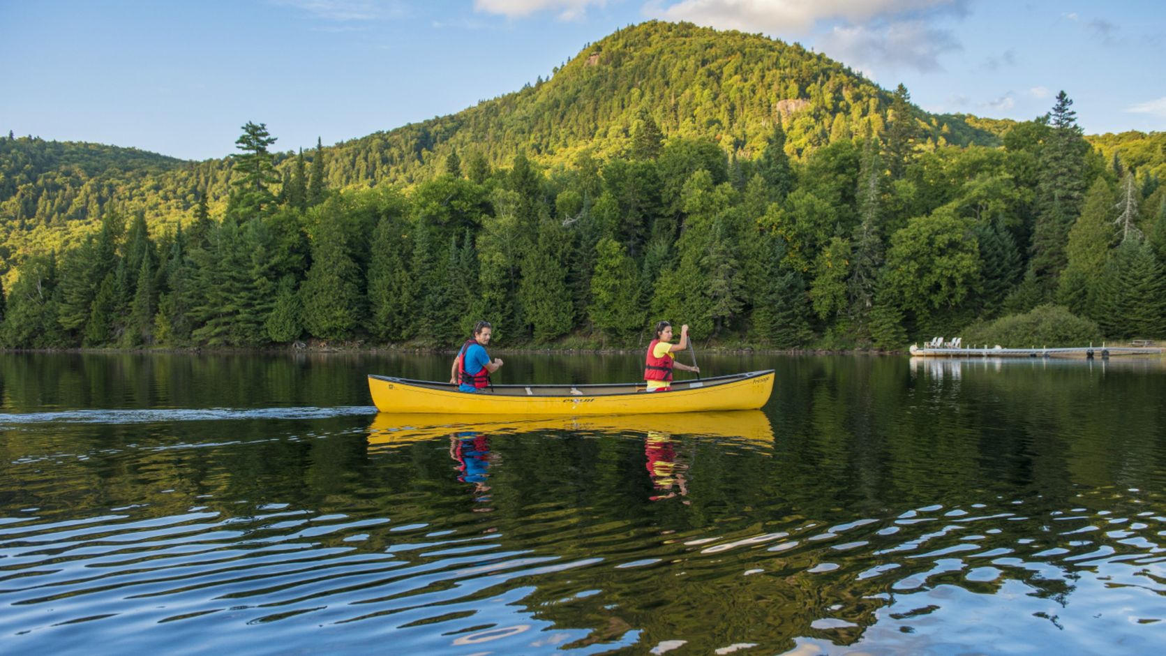 kano in tremblant national park