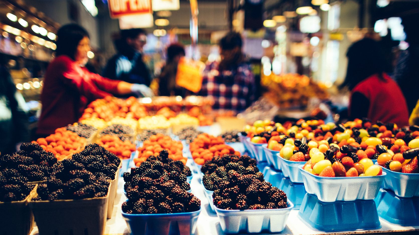Op food tour in Vancouver Granville Island