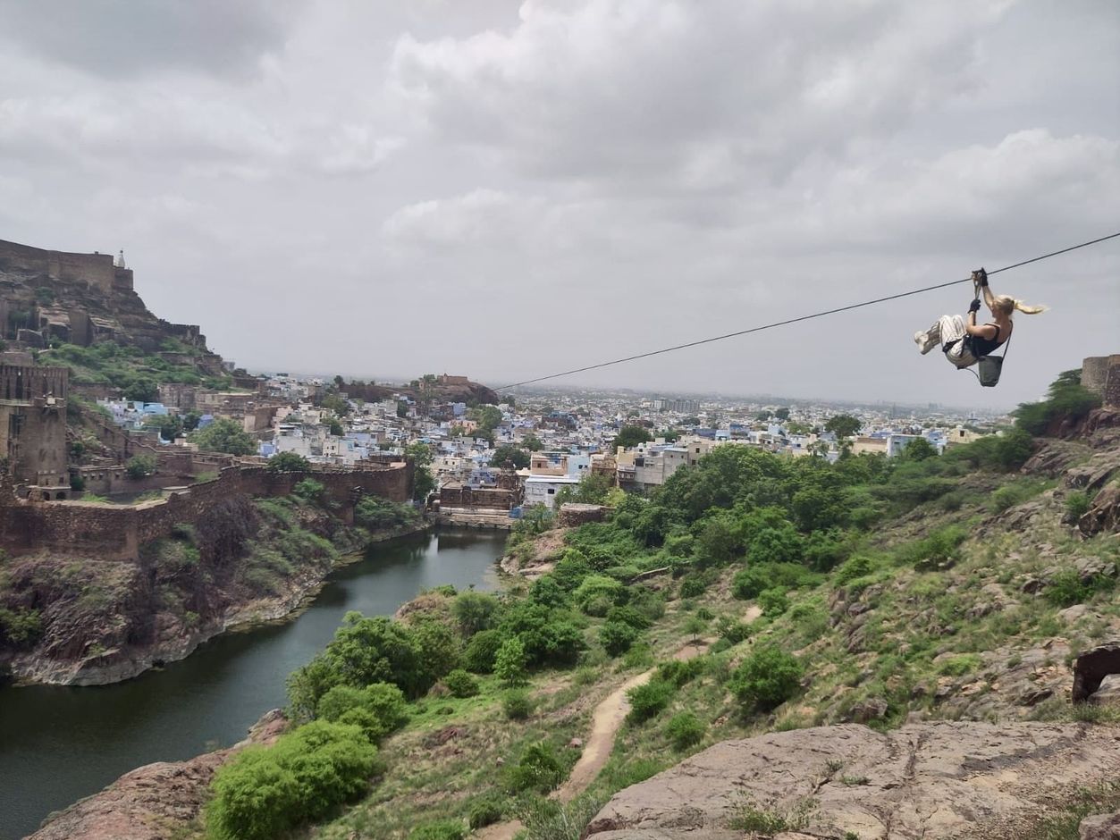 Groepsreis India deathride zipline in Jodhpur Mehrangarh Fort