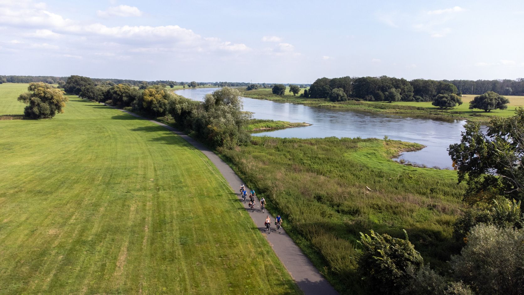 Wijngaarden langs de Elbe - Fietsvakantie Dresden naar Berlijn